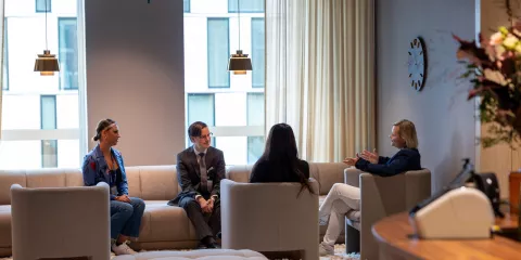 Entercards reception i Stockholm, med ansatte